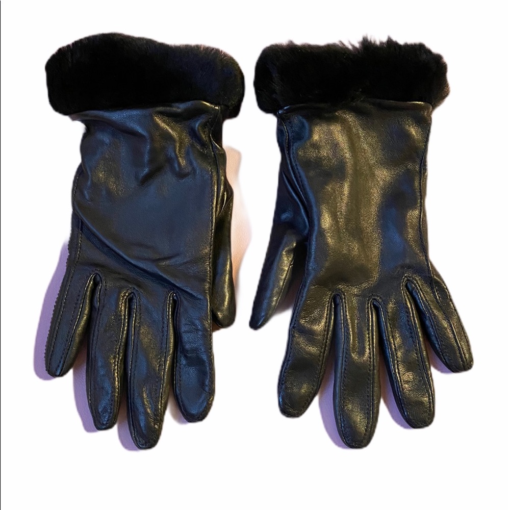 UGG Shorty Shearling-Cuff Leather Tech Gloves